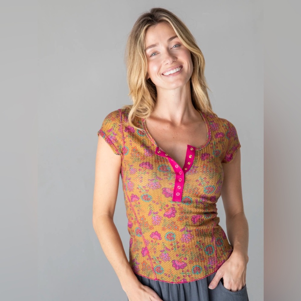 NATURAL LIFE Blue Floral Top - S